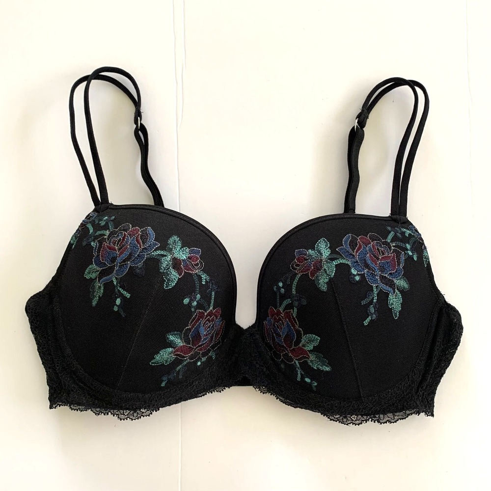 NWOT Marie Jo Dahlia Floral Embroidered Padded Underwire Round Bra 32D Lace